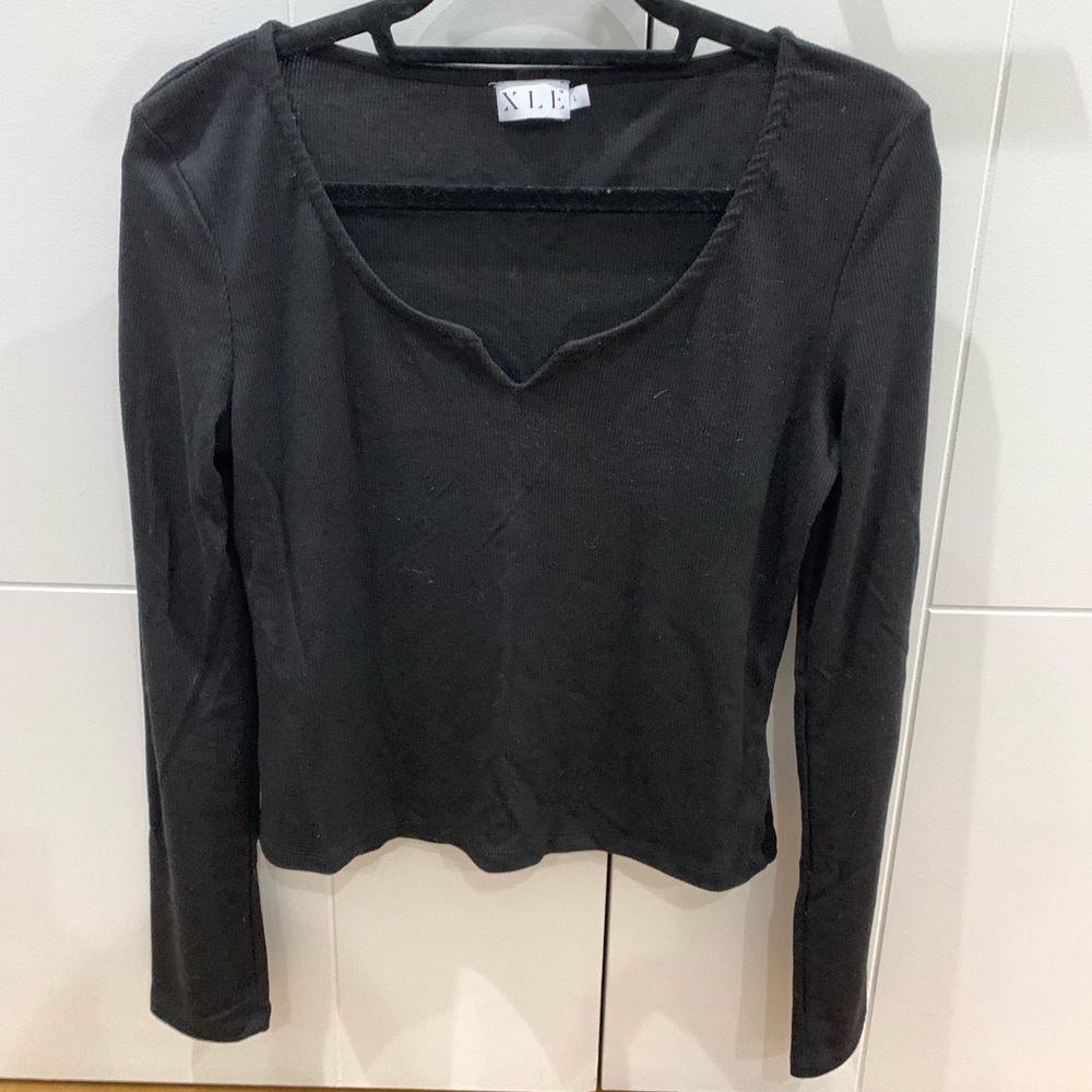XLE black long sleeve shirt